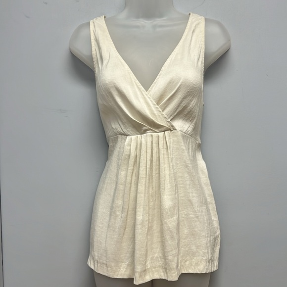 Eileen Fisher Women’s Ivory Sleeveless Silk Blouse Size Medium - Picture 1 of 11